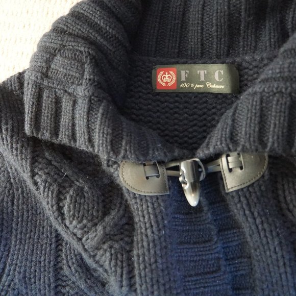 FTC 100% Cashmere Cableknit Cardigan Swiss Design - Picture 2 of 7